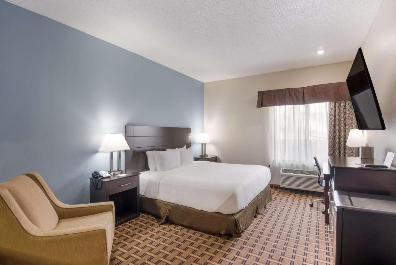 Hotel Surestay By Western Iowa