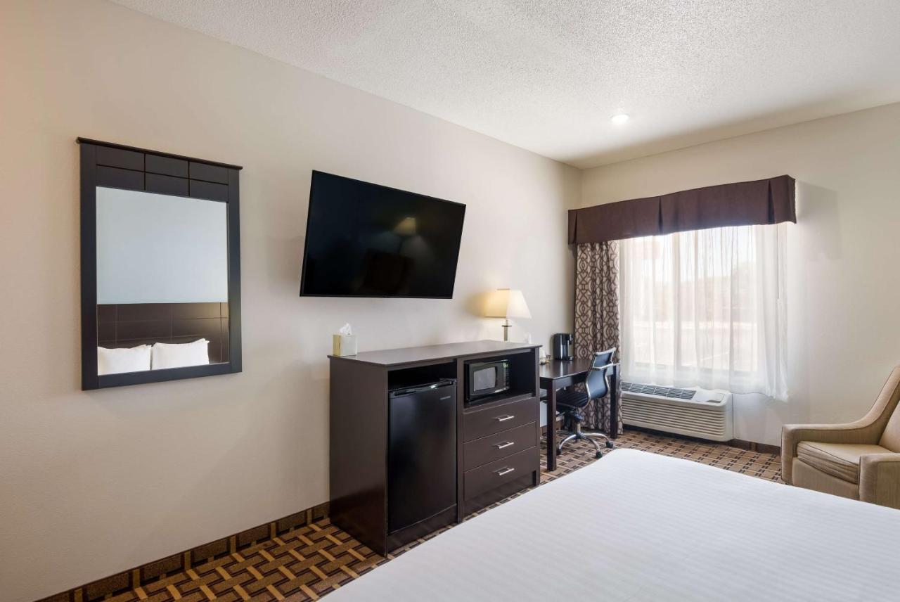 Surestay By Western Iowa Hotel